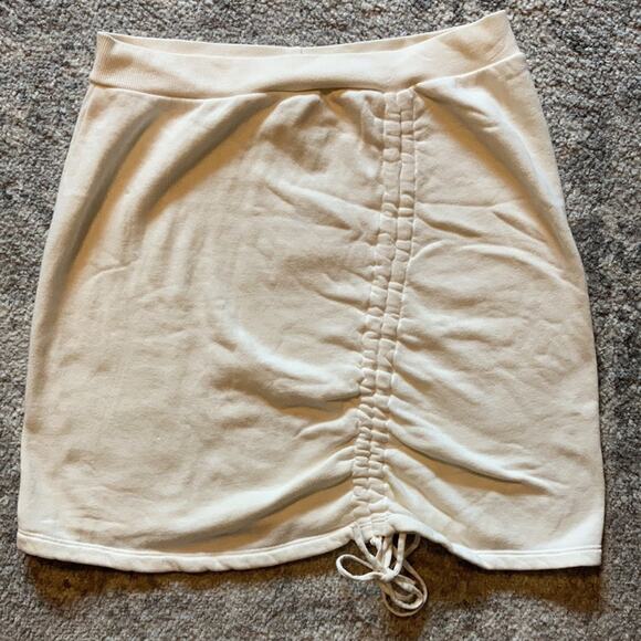 NWT LNA Clothing French Terry Ruched Skirt Sz M - Picture 4 of 8